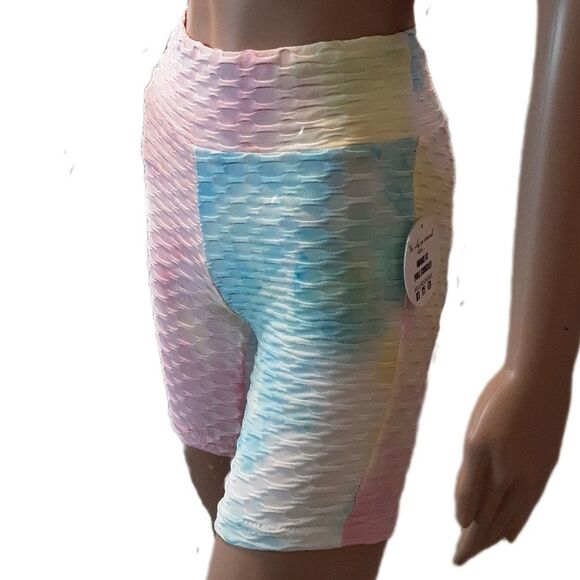 Jolie & Joy by FCT With Love Pants - JOLIE & JOY Biker‎ Shorts Tie Dye Pastel Size Medium